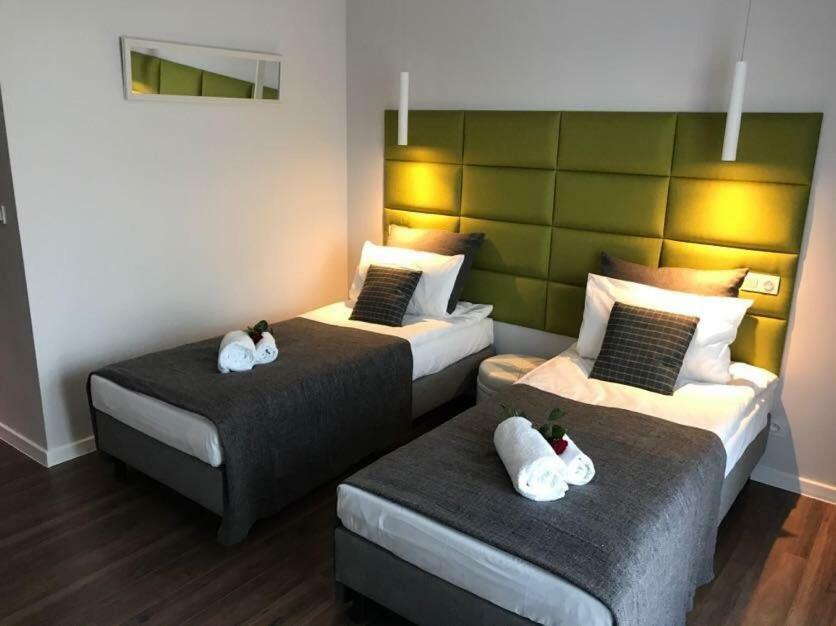 Premium Apartment - Chopin Airport وارسو المظهر الخارجي الصورة